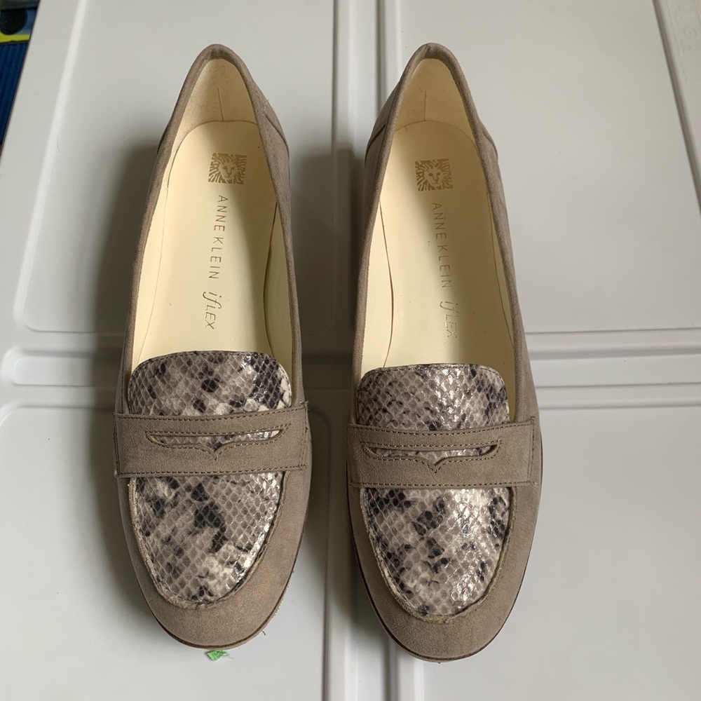 Anne Klein loafer/moccasins